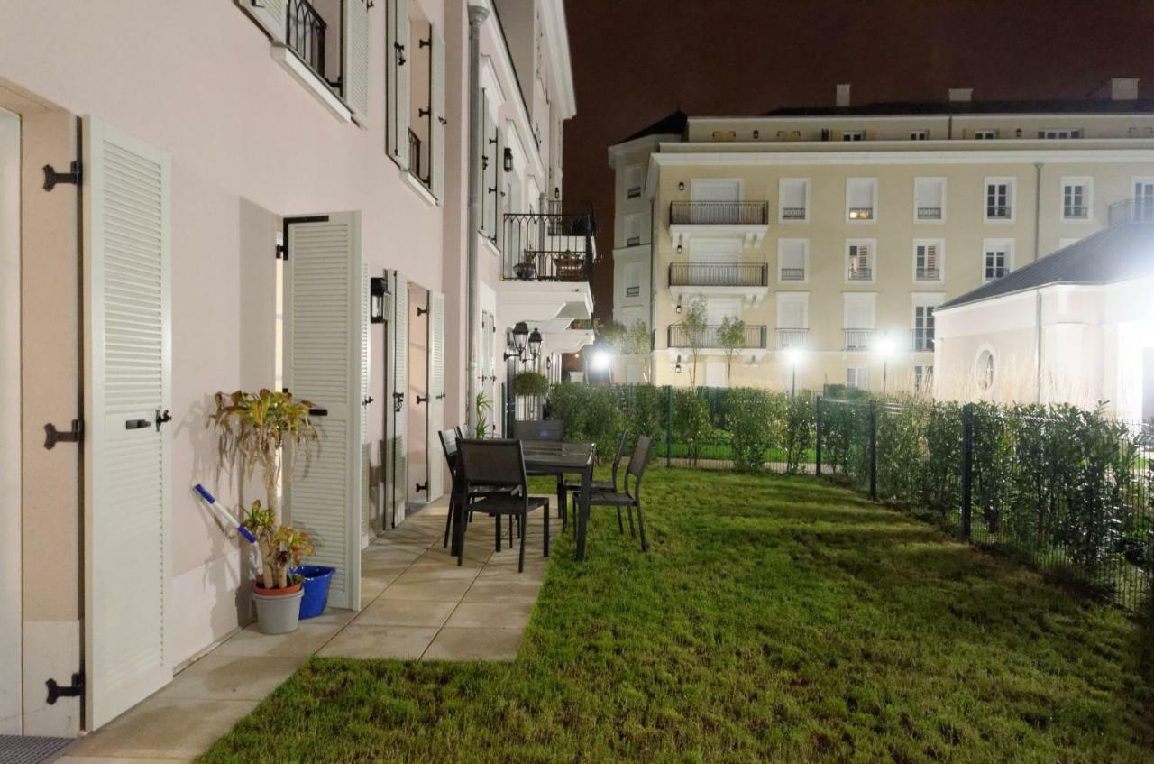 Apartment Red-line